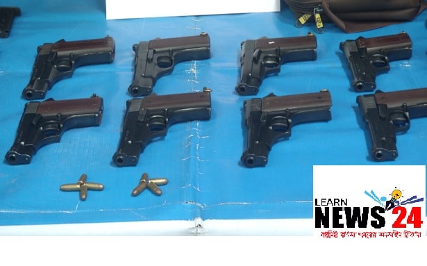 চোরাকারবারিরা সারা দেশে ছড়াচ্ছে অবৈধ আগ্নেয়াস্ত্র