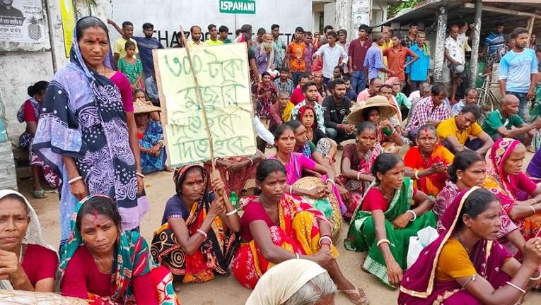 চা-শ্রমিকদের আন্দোলন: অর্থের ক্ষুধার জয়, পেটের ক্ষুধার পরাজয়