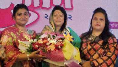 ফেনী যুব মহিলা লীগের নেতৃত্বে আফরোজা-মিমি