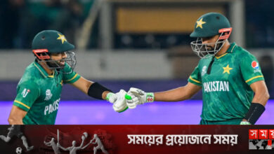 ১১৫৫ দিন পর সিংহাসন হারালেন বাবর