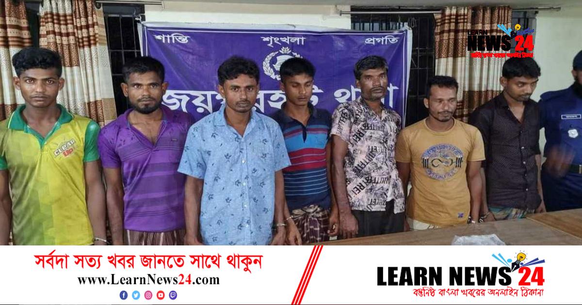 জয়পুরহাটে মোবাইল ফোনে জুয়া, আটক ৭ জয়পুরহাটে মোবাইল ফোনে জুয়া, আটক ৭