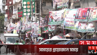 ব্যানার-ফেস্টুনে ছেয়ে আছে রাজধানী, অতিষ্ঠ নগরবাসী