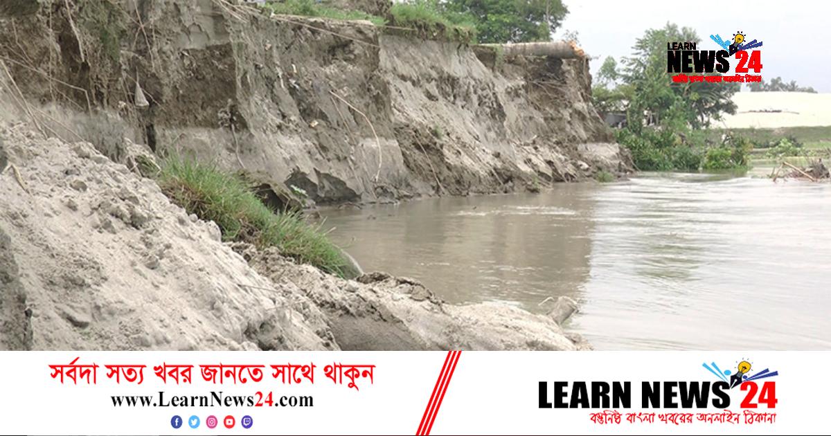 যমুনার ভাঙনে ভিটেমাটি হারিয়ে দিশেহারা মানুষ যমুনার ভাঙনে ভিটেমাটি হারিয়ে দিশেহারা মানুষ