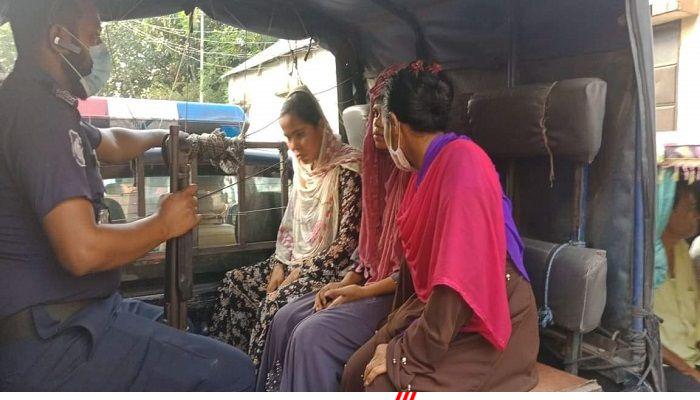 সোনাগাজীতে ভিক্ষুক সেজে গলার চেন ছিনতাইচেষ্টা, ৬ নারীকে গণপিটুনি