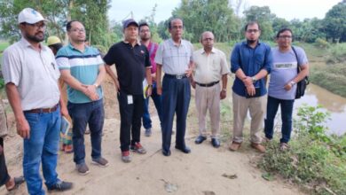 ফুলগাজীতে মুহুরী নদীর বাঁধ পরিদর্শনে পানি উন্নয়ন বোর্ডের অতিরিক্ত মহাপরিচালক ফুলগাজীতে মুহুরী নদীর বাঁধ পরিদর্শনে পানি উন্নয়ন বোর্ডের অতিরিক্ত মহাপরিচালক