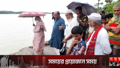 বিশখালী নদীতে মুহূর্তেই বিলীন ৬ দোকান