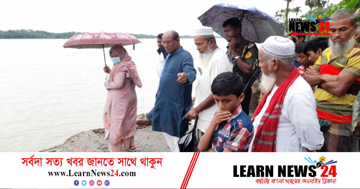 বিশখালী নদীতে মুহূর্তেই বিলীন ৬ দোকান