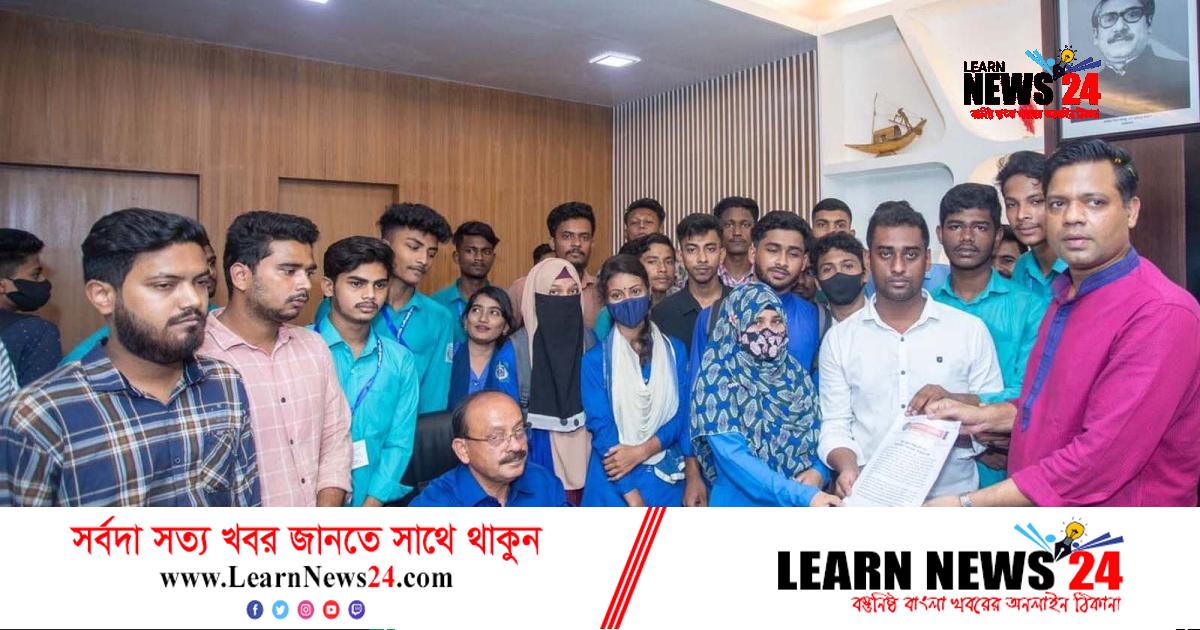 ফেনীতে ছাত্রলীগের দাবীর মুখে ‘হাফ ভাড়া’ কার্যকরে সিদ্ধান্ত ফেনীতে ছাত্রলীগের দাবীর মুখে ‘হাফ ভাড়া’ কার্যকরে সিদ্ধান্ত