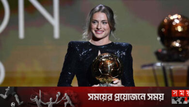 টানা দ্বিতীয় ব্যালন ডি’অর জিতলেন বার্সা তারকা পুতেয়াস