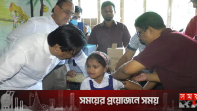 করোনার প্রথম ডোজ পেল নীলফামারীর ৫-১১ বছরের শিশুরা