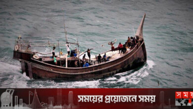 সাগরে নৌকাডুবি: ২১ জেলে জীবিত উদ্ধার, নিখোঁজ ১