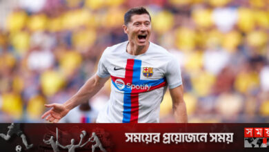 লেভানদোভস্কির নৈপুণ্যে শীর্ষে ফিরল বার্সেলোনা
