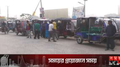 রংপুরে পরিবহন ধর্মঘট: ভোগান্তিতে যাত্রীরা
