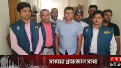 ঘুষের টাকাসহ আটক সেই কর্মকর্তাকে ৬ দিন পর বদলি