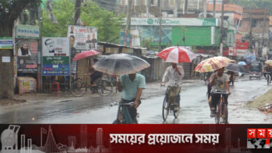 ঝিনাইদহে গুঁড়ি গুঁড়ি বৃষ্টি, দেখা মেলেনি সূর্যের