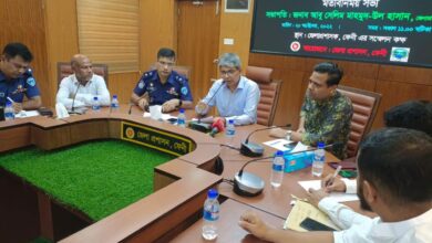 ফেনীতে টোকেন বানিজ্যের আওতায় সড়কে রেজিস্ট্রেশন বিহীন সিএনজি অটোরিক্সা ভেঙ্গে ফেলার সিদ্ধান্ত