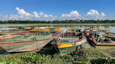 ফেনী-মিরসরাইয়ে বালু নিয়ে রক্তের খেলা, নিঃস্ব নদী তীরের মানুষ