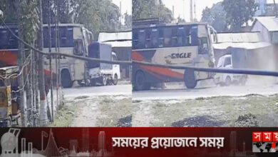 বরিশালে ঈগল পরিবহনের বাসের ধাক্কায় ৩ টহল পুলিশ আহত