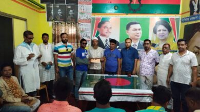 ফেনীতে আহত নেতাদের আর্থিক অনুদান দিল বিএনপি