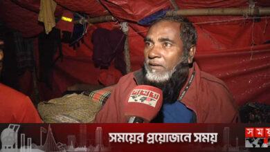 সাঁতার না জানায় বেঁচে গেলেন তিনি!