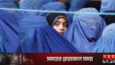 আর্থিক সংকটে ২ বছরের সন্তানকে বিক্রির চেষ্টা আফগান নারীর
