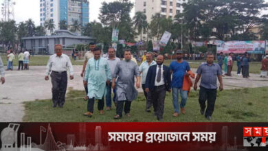 সমাবেশে আসতে বিএনপিকে ‘বাধা দিচ্ছে’ আওয়ামী লীগ