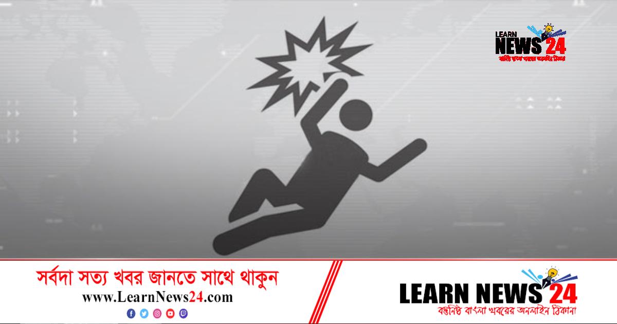 মেয়র হানিফ ফ্লাইওভারে সিএনজি উল্টে আহত ৬