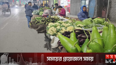 মধ্যরাতের জমজমাট রংপুরের কাঁচাবাজার