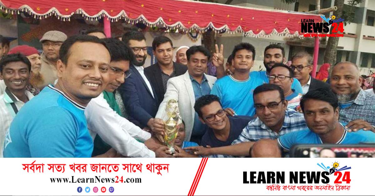 হিলিতে বাংলাদেশ-ভারত সাংবাদিক ফ্রেন্ডশিপ ফুটবল ম্যাচ অনুষ্ঠিত