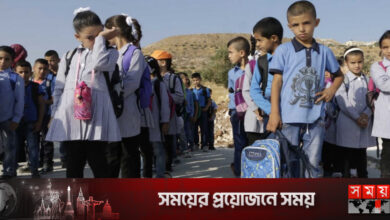 শিক্ষার্থীদের বের করে দিয়ে স্কুল গুঁড়িয়ে দিল ইসরাইলি বাহিনী