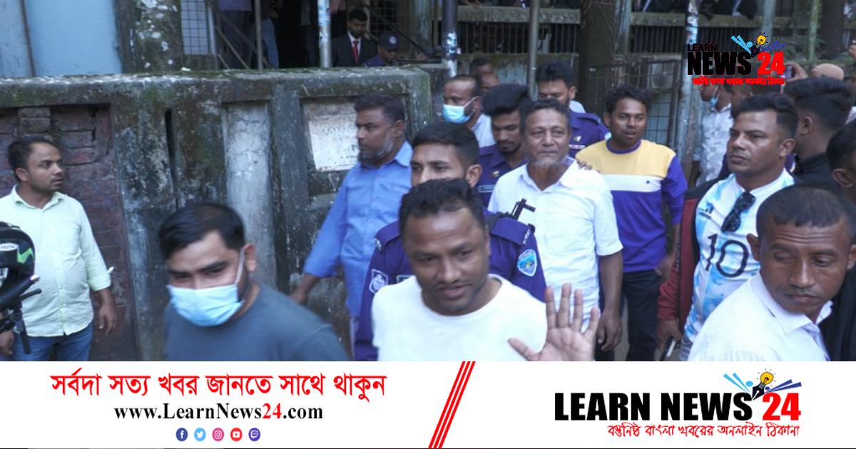 আত্মসমর্পণকারী ১০১ আসামির রায়ে আদালতের পর্যবেক্ষণ আত্মসমর্পণকারী ১০১ আসামির রায়ে আদালতের পর্যবেক্ষণ
