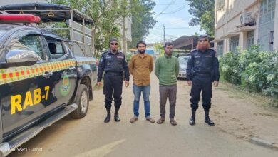 ফেনীর মোহাম্মদ আলীতে ৫ হাজার ইয়াবাসহ দুই মাদক বিক্রেতা আটক, প্রাইভেটকার জব্দ