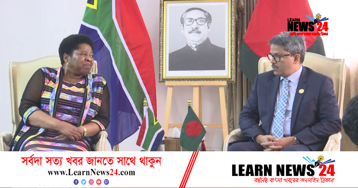 গ্রেনেড হামলার পলাতক দুই আসামিকে ফেরাতে পররাষ্ট্র প্রতিমন্ত্রীর আহ্বান গ্রেনেড হামলার পলাতক দুই আসামিকে ফেরাতে পররাষ্ট্র প্রতিমন্ত্রীর আহ্বান