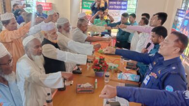 সোনাগাজীতে মাদক বিক্রয় থেকে মুক্ত থাকতে শপথ নিলেন ২০ মাদক বিক্রেতা, পূণর্বাসন করালেন ইউপি চেয়ারম্যান সোনাগাজীতে মাদক বিক্রয় থেকে মুক্ত থাকতে শপথ নিলেন ২০ মাদক বিক্রেতা, পূণর্বাসন করালেন ইউপি চেয়ারম্যান