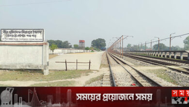 ৭ ট্রেনের যাত্রা বাতিল, দুর্ভোগে যাত্রীরা