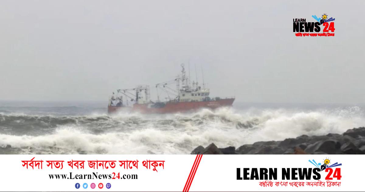 ঘূর্ণিঝড় মান্ডুসের আঘাতে লন্ডভন্ড তামিলনাড়ু ঘূর্ণিঝড় মান্ডুসের আঘাতে লন্ডভন্ড তামিলনাড়ু