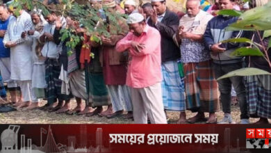 মায়ের লাশ কবরে নামাতে না পারা অমানবিক: গয়েশ্বর