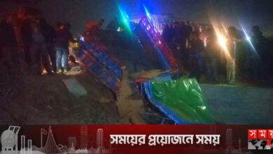 বগুড়ায় শ্যামলী বাসের ধাক্কায় নিহত ৩