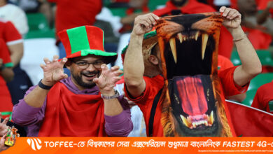 স্পেন বিজয় উদযাপনে উল্লাসে মেতেছে মরক্কোর সমর্থকরা