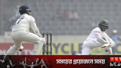 দলে ফিরেই অর্ধশতক মুমিনুলের