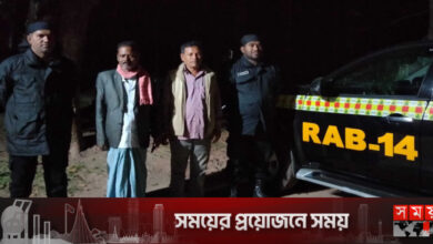 কিশোরগঞ্জে ট্রেনের অগ্রিম টিকিটসহ ২ কালোবাজারি আটক