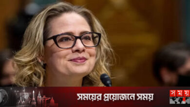 ডেমোক্র্যাট পার্টি ছাড়ার ঘোষণা এক সিনেটরের