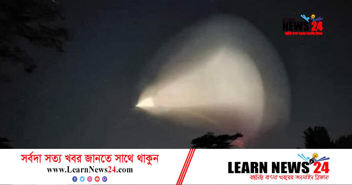 কুষ্টিয়ার আকাশে রহস্যময় আলো