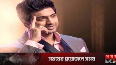 বিয়ের পর বাবা-মাকে ছেড়ে কি আলাদা থাকবেন দেব?