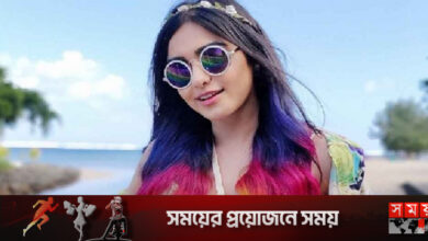 রঙিন চুলের যত্ন নিতে কী করবেন