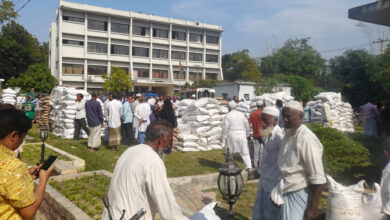ফেনীতে বিনামূল্যে বীজ ও সার পেল ৭৩০০ জন কৃষক