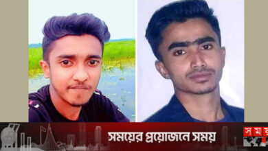 কুকুর বাঁচাতে গিয়ে বাইক থেকে পড়ে ২ ছাত্র নিহত