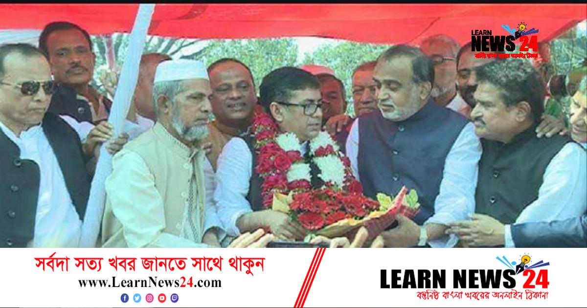 চট্টগ্রামে বিপ্লব বড়ুয়াকে সংবর্ধনা চট্টগ্রামে বিপ্লব বড়ুয়াকে সংবর্ধনা