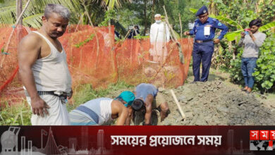 নোয়াখালীতে দাফনের দেড় মাস পর কিশোরীর মরদেহ উত্তোলন