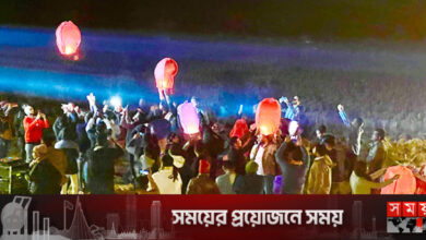 মুহুরী নদীর পাড়ে ‘হিম হেঁয়ালির’ উষ্ণ আমেজ